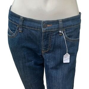 20245...Old Navy Diva Bootcut Jeans Size 4R, W30" 29"Inseam  8"Rise